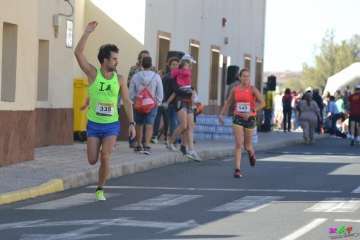 Francisco Cabrera gana la VII Vuelta Atlética MACAM 2018 (Foto Vero Navarro)