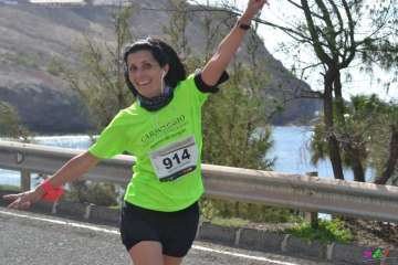 Francisco Cabrera gana la VII Vuelta Atlética MACAM 2018 (Foto Vero Navarro)