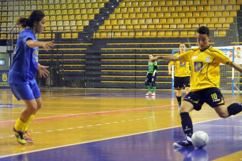 Fase del partido disputado este sábado en el CID de la capital grancanaria (Foto TA)