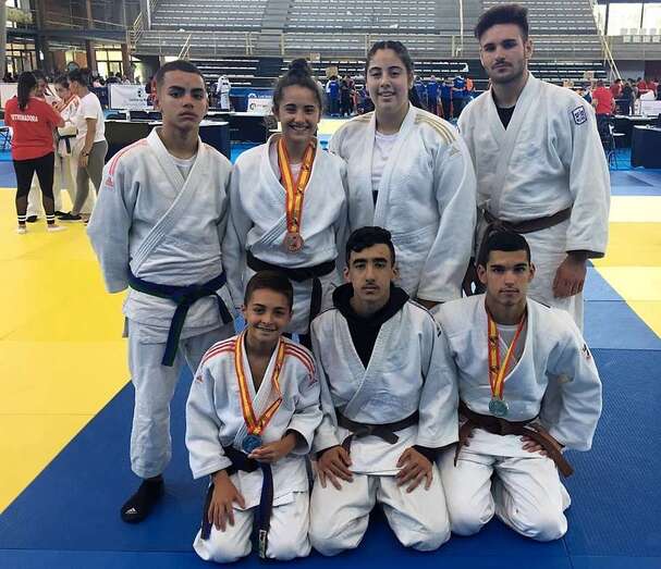 Imagen de los representantes teldenses en el campeonato (Foto TA)