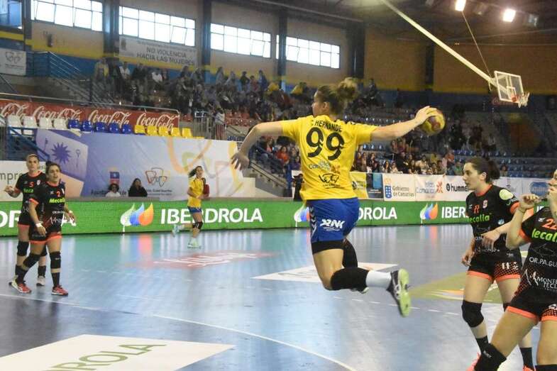 Imagen del encuentro de esta tarde-noche en Telde (Foto Miguel Ángel Suárez)