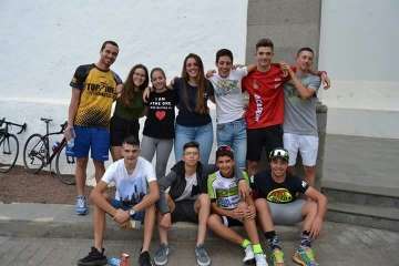 El ciclismo de escuela, a piñón por el casco viejo de Telde (Foto TA)