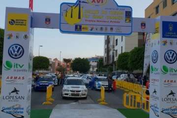 Jesús Tacoronte y Mariola Sáez se coronan en el XVI Rallye de Tierrra de Gran Canaria (Foto TA)