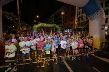 Los atletas teldenses Saúl Castro y Fran Cabrera brillan en la San Roque LPA NightRun (Foto TA)