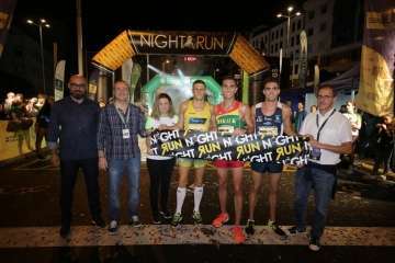 Los atletas teldenses Saúl Castro y Fran Cabrera brillan en la San Roque LPA NightRun (Foto TA)
