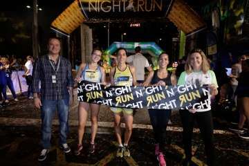 Los atletas teldenses Saúl Castro y Fran Cabrera brillan en la San Roque LPA NightRun (Foto TA)