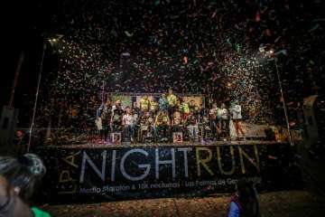 Los atletas teldenses Saúl Castro y Fran Cabrera brillan en la San Roque LPA NightRun (Foto TA)