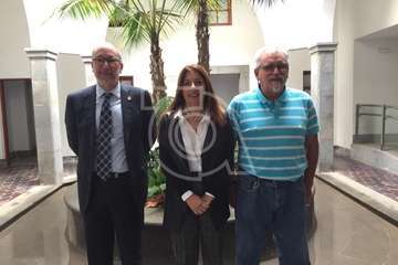 Firma del acuerdo de colaboración entre el CB Telde y el Herbalife Gran Canaria (Foto TA)