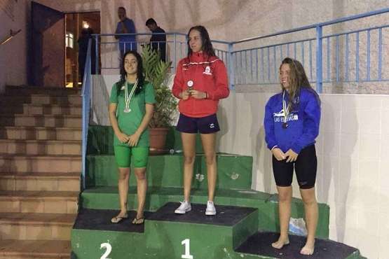Lluvia de metales para la natación teldense en Larga Distancia (Foto TA)