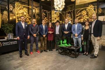  Telde con sus 'guerreras' (Foto TA)