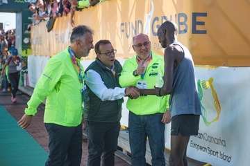 La Cajasiete Gran Canaria Maratón se celebró este domingo en la capital de la isla (Foto TA)