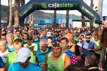 La Cajasiete Gran Canaria Maratón se celebró este domingo en la capital de la isla (Foto TA)
