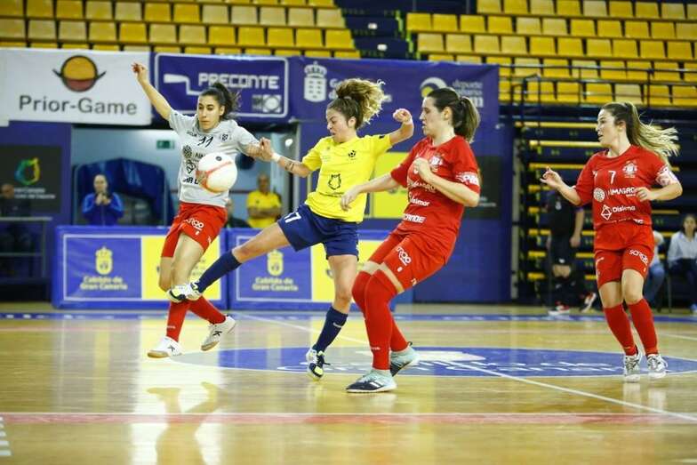 Momento del partido de este sábado (Foto TA)