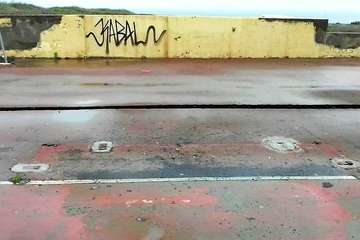 Antes, durante y después de las obras de mejora de la cancha (Foto TA)