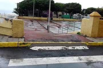 Antes, durante y después de las obras de mejora de la cancha (Foto TA)