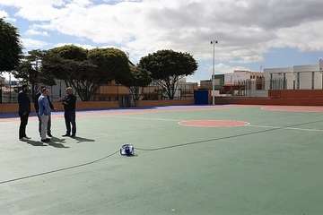 Antes, durante y después de las obras de mejora de la cancha (Foto TA)