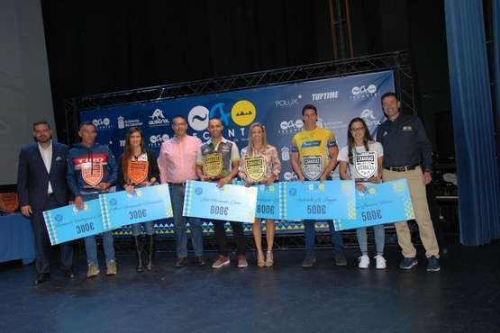Canarias entrega en Telde sus premios de Triatlón de 2018 (Foto TA)