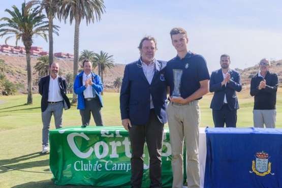 Triunfo final de Callejo en Telde en el Campeonato de Canarias 2019 de Golf (Foto TA)