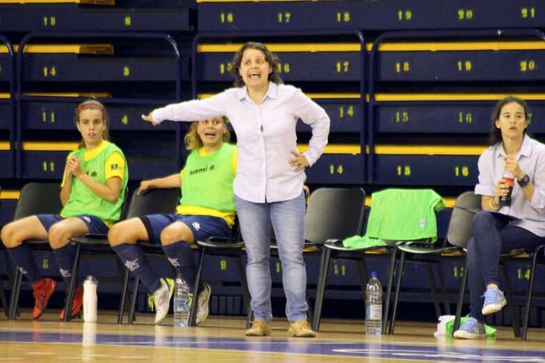 Cristina Gimeno, entrenadora del Preconte, en una imagen de archivo (Foto TA)