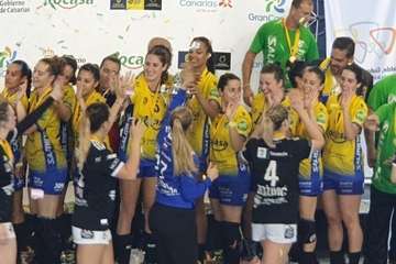 El Rocasa suma su segundo título europeo ante el Pogon polaco (Foto TA)