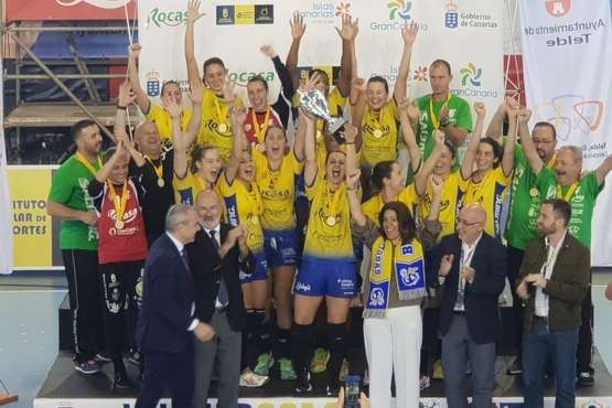 El Rocasa suma su segundo título europeo ante el Pogon polaco (Foto TA)