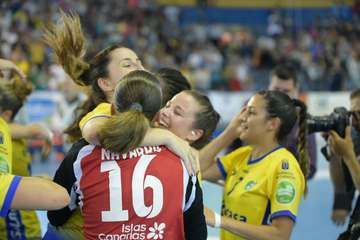 El Rocasa suma su segundo título europeo ante el Pogon polaco (Foto TA)