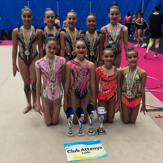 Foto de grupo de las componentes del Attenya Telde (Foto TA)