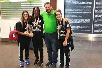Las Supercampeonas ya están en casa (Foto TA)