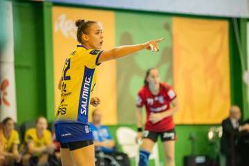 El Rocasa vence al Magura Cisnaide por 28-24, una renta de solo 4 tantos (Foto TA)