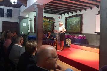 Reconocimiento de El Casino a las exjugadoras del Vanyera Ramudas (Foto TA)