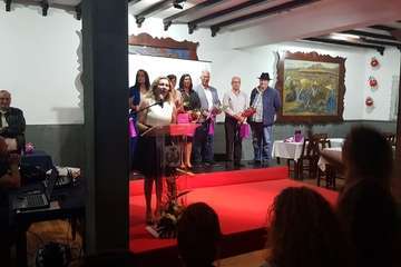 Reconocimiento de El Casino a las exjugadoras del Vanyera Ramudas (Foto TA)