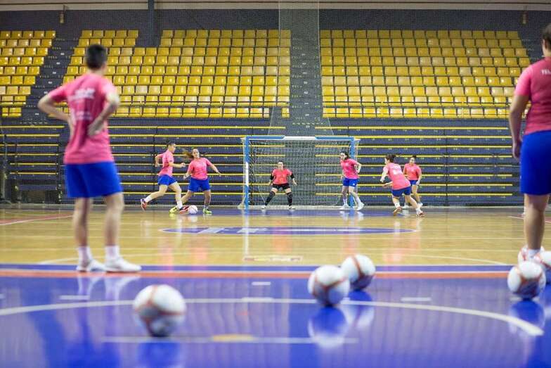 El equipo teldense prepara el partido de este sábado (Foto TA)
