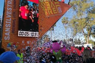  Telde copa podio en la San Silvestre capitalina con Saúl Castro como vencedor y Fran Cabrera, segundo (Foto TA)