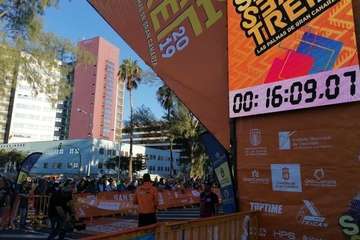  Telde copa podio en la San Silvestre capitalina con Saúl Castro como vencedor y Fran Cabrera, segundo (Foto TA)
