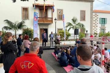  Jornada escolar de balonmano en San Juan Foto TA)