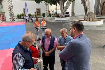  Jornada escolar de balonmano en San Juan Foto TA)