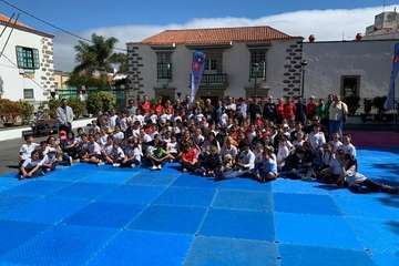  Jornada escolar de balonmano en San Juan Foto TA)