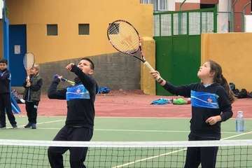 Deportes promueve el tenis entre los escolares del Valle de los Nueve y Lomo Magullo (Foto TA)