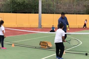 Deportes promueve el tenis entre los escolares del Valle de los Nueve y Lomo Magullo (Foto TA)