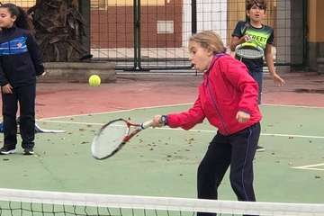 Deportes promueve el tenis entre los escolares del Valle de los Nueve y Lomo Magullo (Foto TA)