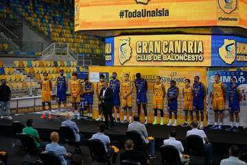 Telde en la presentación de la nueva equipación del Herbalife Gran Canaria/Acfi Press y TA.