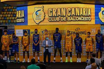 Telde en la presentación de la nueva equipación del Herbalife Gran Canaria/Acfi Press y TA.