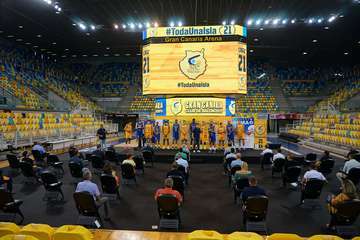 Telde en la presentación de la nueva equipación del Herbalife Gran Canaria/Acfi Press y TA.