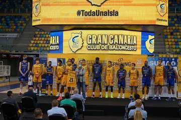 Telde en la presentación de la nueva equipación del Herbalife Gran Canaria/Acfi Press y TA.