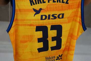 Telde en la presentación de la nueva equipación del Herbalife Gran Canaria/Acfi Press y TA.