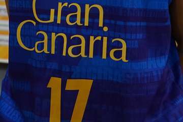 Telde en la presentación de la nueva equipación del Herbalife Gran Canaria/Acfi Press y TA.