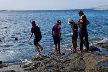 El surf se hace grande en Salinetas/Escuela de Sur El Hombrfe y TA.