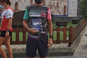 Los atletas teldenses Andrés González y Mariola Ortega tocan podio en la carrrera Entremontañas Paralelo 28/TA.