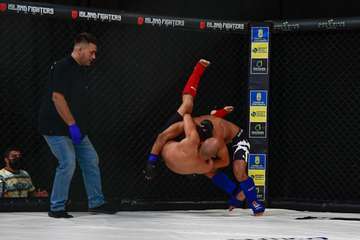 Los favoritos imponen su pegada en Telde/TA.