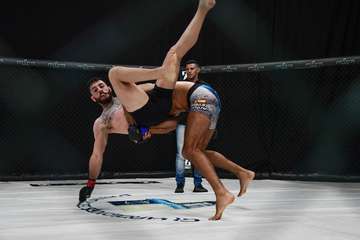 Los favoritos imponen su pegada en Telde/TA.